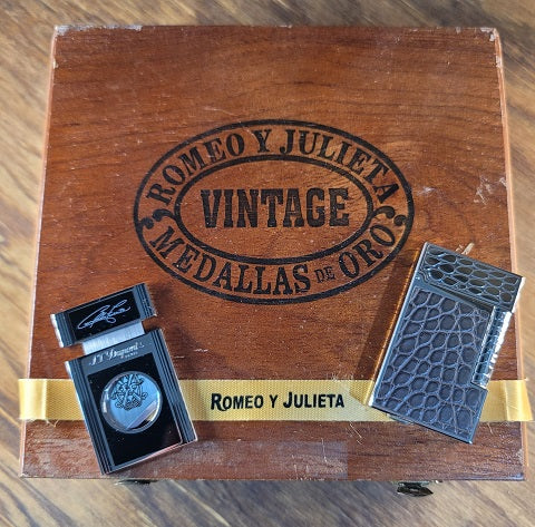 A Glimpse into the Origins: Exploring the Fascinating History of S.T. Dupont