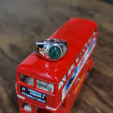 Super Rare Vintage Men's Ring with an Exquisite Green Emerald in Platinum