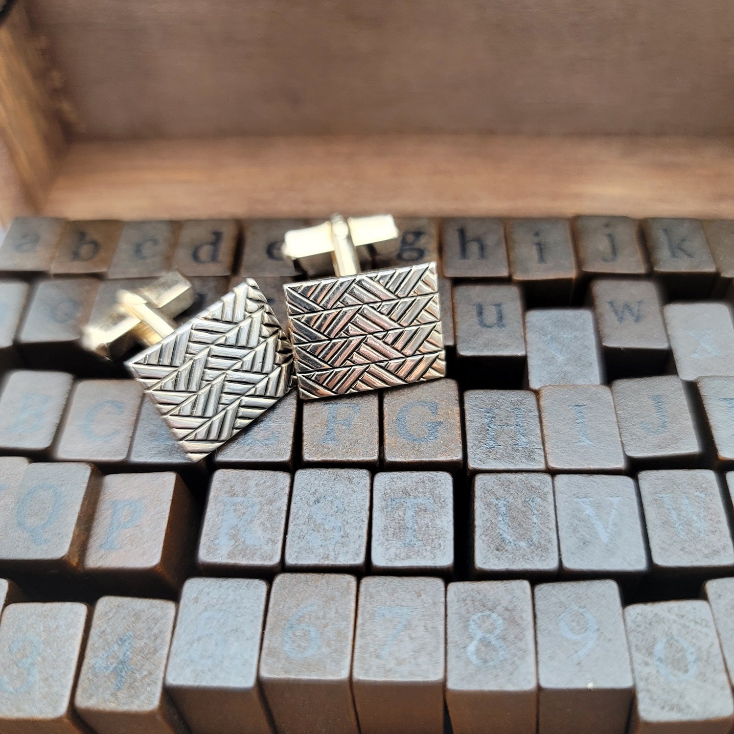 Swank clearance gold cufflinks